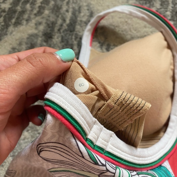 RARE lululemon power Y tank - Picture 4 of 4